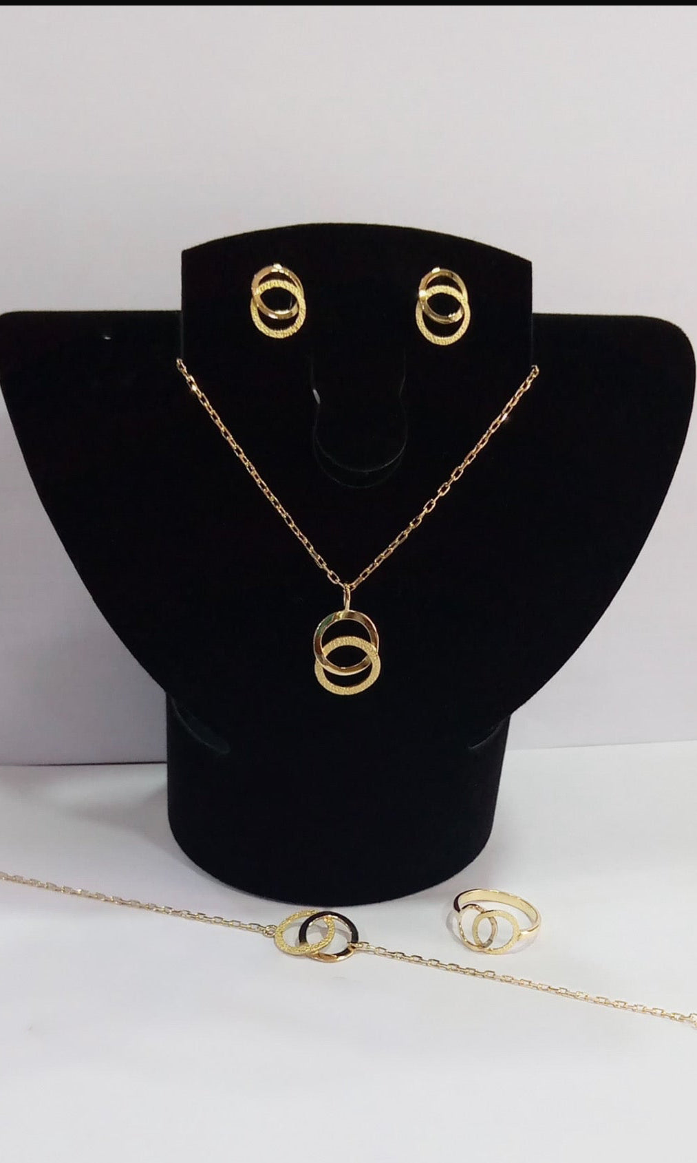 Zahava – 18K Gold Necklace